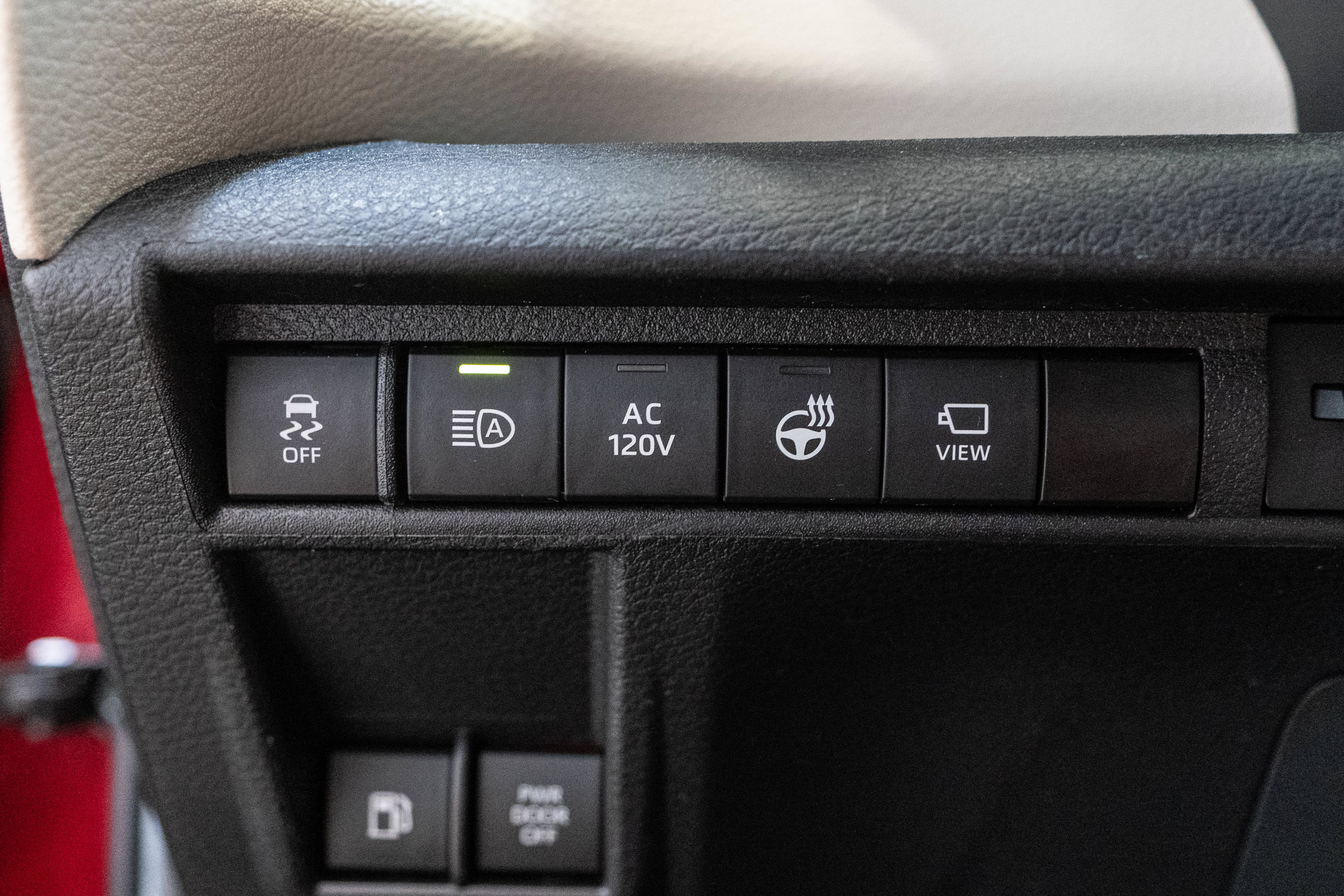 Used 2023 Toyota Sienna Platinum FWD image 24