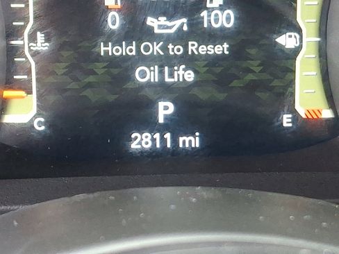 Certified 2024 Jeep Gladiator Sport image 19