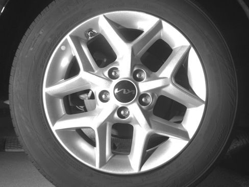 Used 2025 Kia Soul LX w/ LX Technology Package FWD image 15