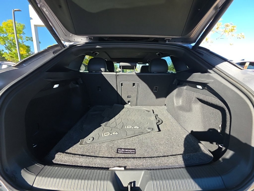 Certified 2023 Volkswagen ID.4 Pro S AWD/4WD image 24