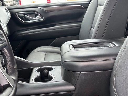 Used 2023 Chevrolet Tahoe Z71 w/ Luxury Package image 9