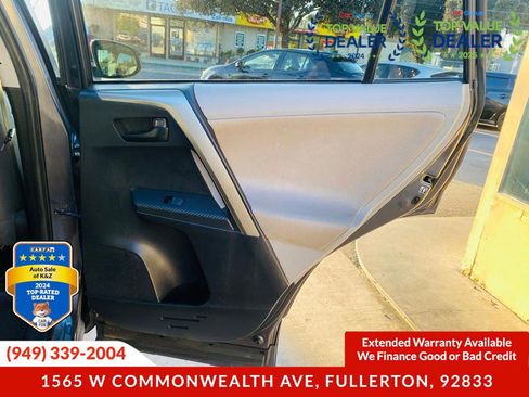 Used 2013 Toyota RAV4 LE image 27