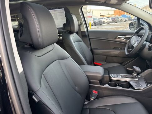 New 2026 Kia Sportage EX w/ EX Panorama Roof Package image 16