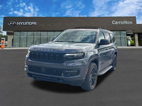 Used 2023 Jeep Wagoneer Series II image 1