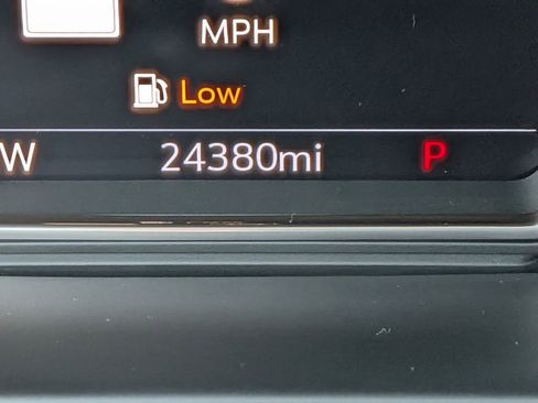 Used 2022 GMC Sierra 2500 Denali w/ Denali Ultimate Package image 32