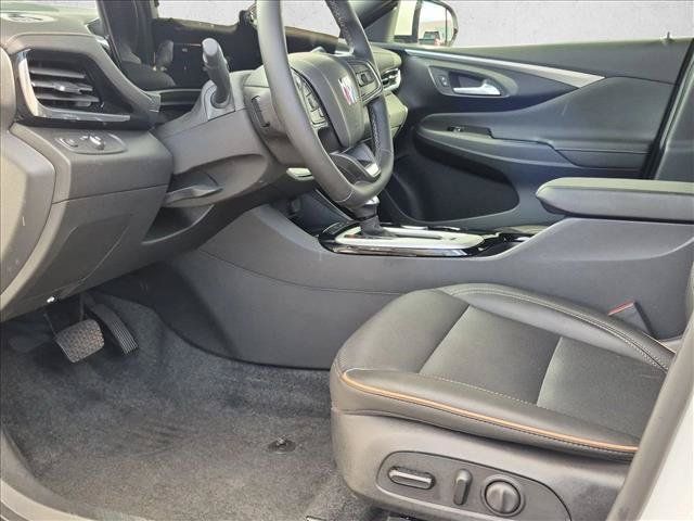Certified 2024 Buick Envista Avenir FWD image 23
