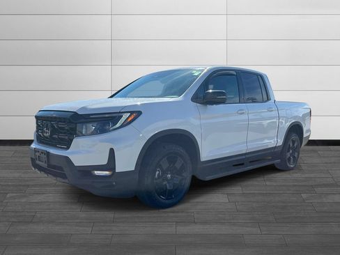 Used 2025 Honda Ridgeline Black Edition image 7