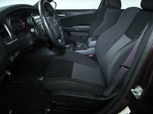 Used 2020 Dodge Charger R/T w/ Blacktop Package image 19