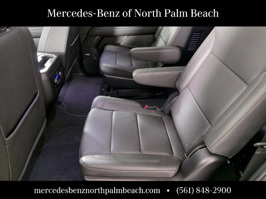 Used 2025 Chevrolet Suburban Z71 w/ Z71 Off-Road Package AWD/4WD image 14