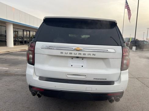 Used 2022 Chevrolet Suburban Premier image 4