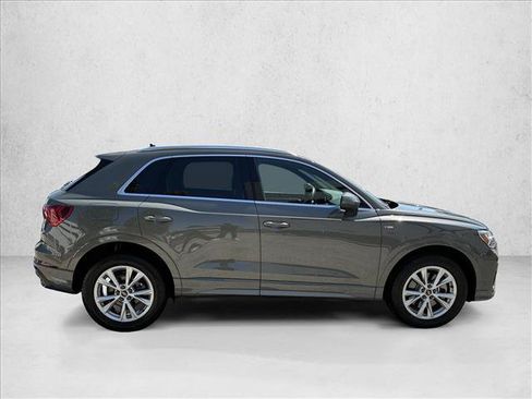 Used 2022 Audi Q3 2.0T Premium Plus AWD/4WD image 4