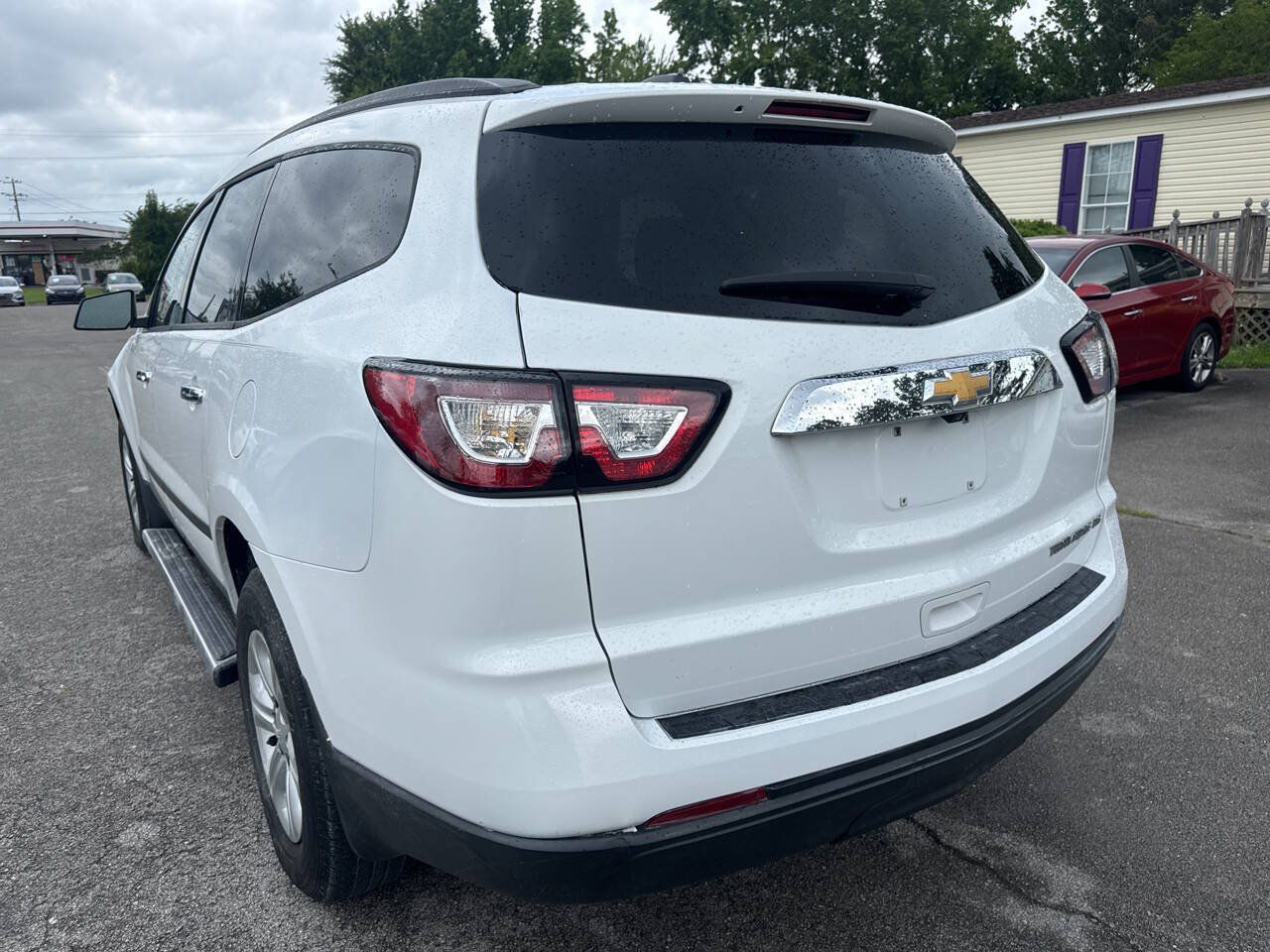 Used 2016 Chevrolet Traverse LS FWD image 8