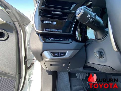 Used 2026 Lexus RX 450h AWD w/ Convenience Package image 38