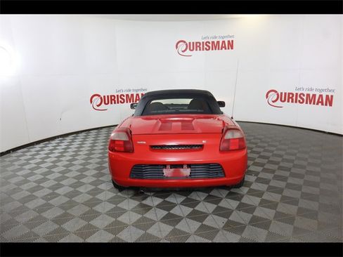 Used 2001 Toyota MR2 image 9