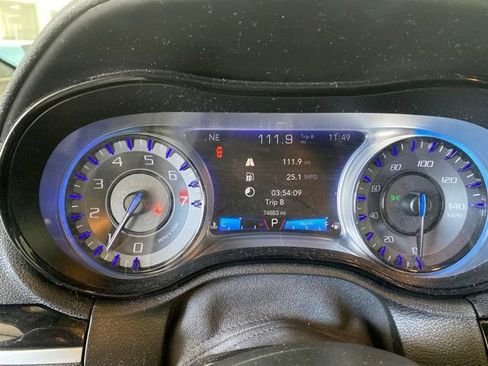 Used 2017 Chrysler 300 S AWD/4WD image 11