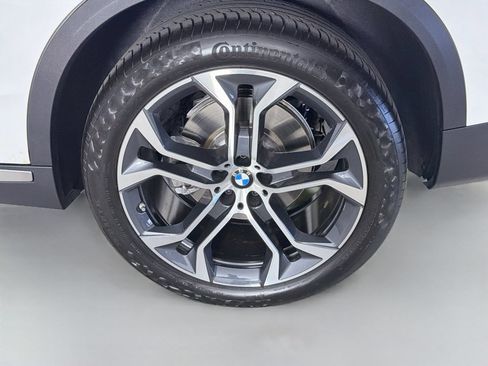 Used 2026 BMW X5 sDrive40i w/ Premium Package RWD image 33