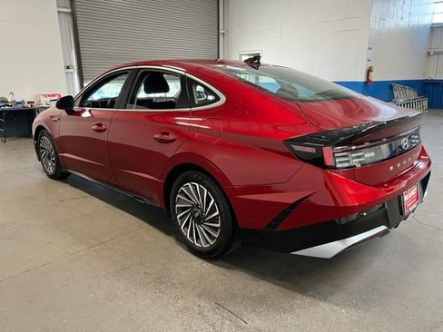 Used 2025 Hyundai Sonata SEL FWD image 5