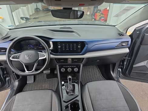 Used 2023 Volkswagen Taos SE w/ Black Wheel Package FWD image 15