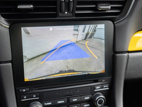 Used 2018 Porsche 911 GT3 w/ Sport Chrono Package image 21