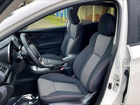 Used 2023 Subaru Crosstrek 2.0i Premium image 9