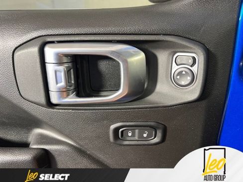Used 2022 Jeep Wrangler Unlimited Sport AWD/4WD image 27
