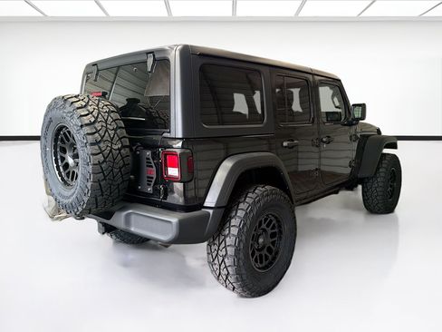 Used 2022 Jeep Wrangler Unlimited Sport AWD/4WD image 4