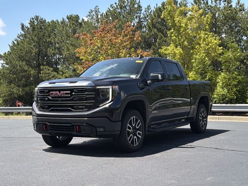Used 2023 GMC Sierra 1500 AT4 w/ AT4 Premium Package AWD/4WD image 10