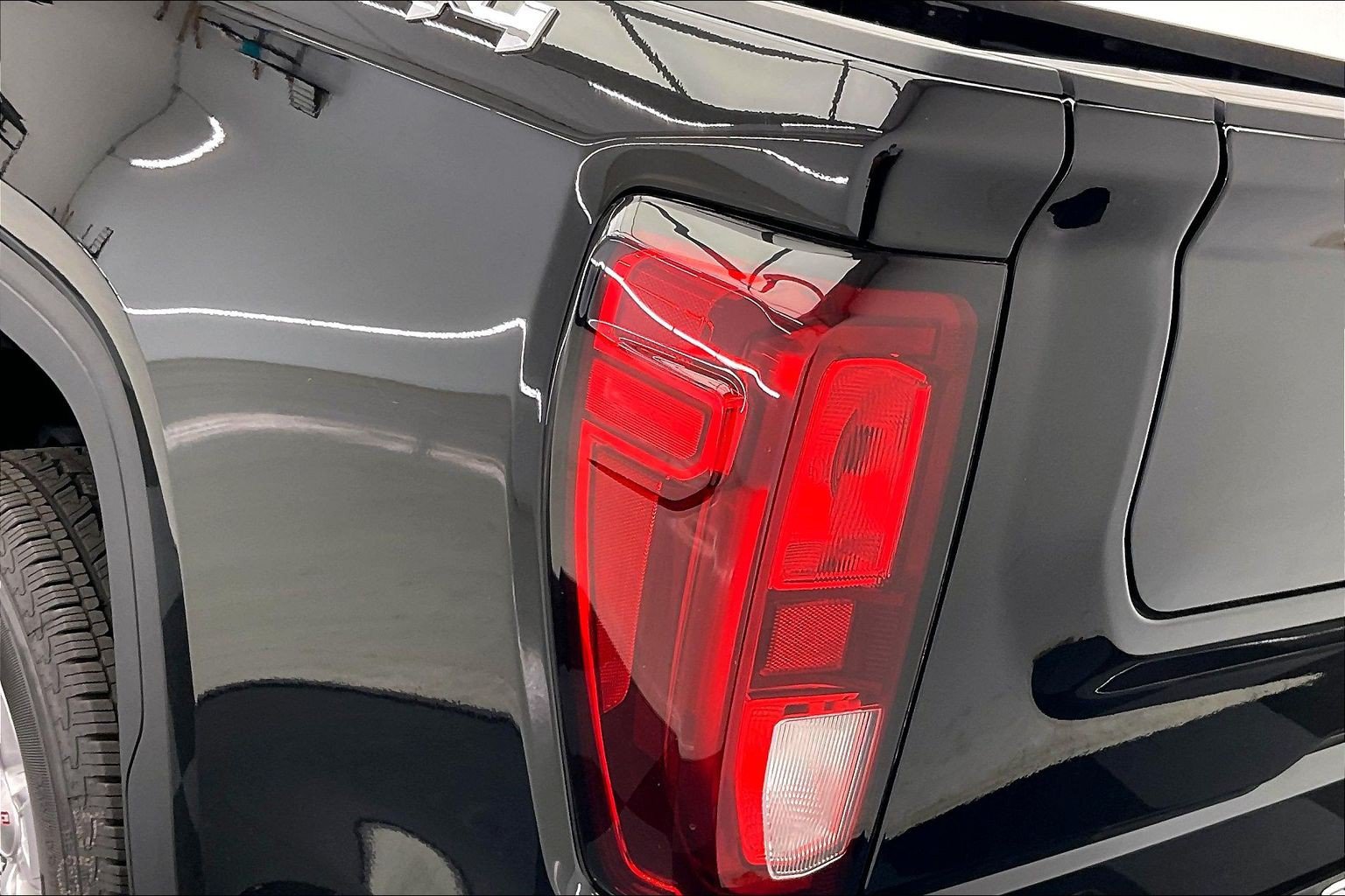 New 2026 GMC Sierra 1500 SLE AWD/4WD image 16