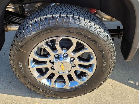 New 2026 Chevrolet Silverado 2500 LTZ w/ LTZ Convenience Package image 5