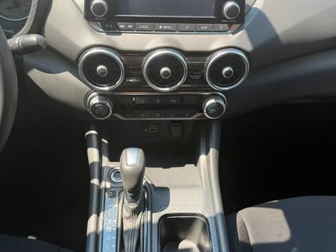 Used 2022 Nissan Sentra S FWD image 11