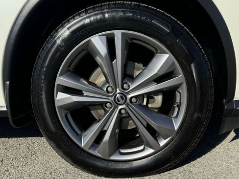 Used 2022 Nissan Murano Platinum w/ Cargo Package image 13