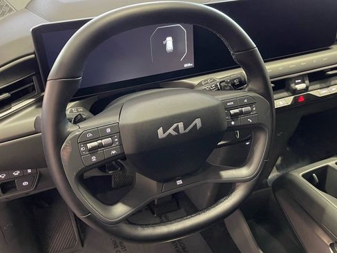 Used 2024 Kia EV9 Light Long Range image 29