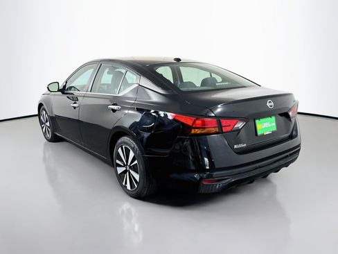 Used 2022 Nissan Altima 2.5 SV FWD image 7
