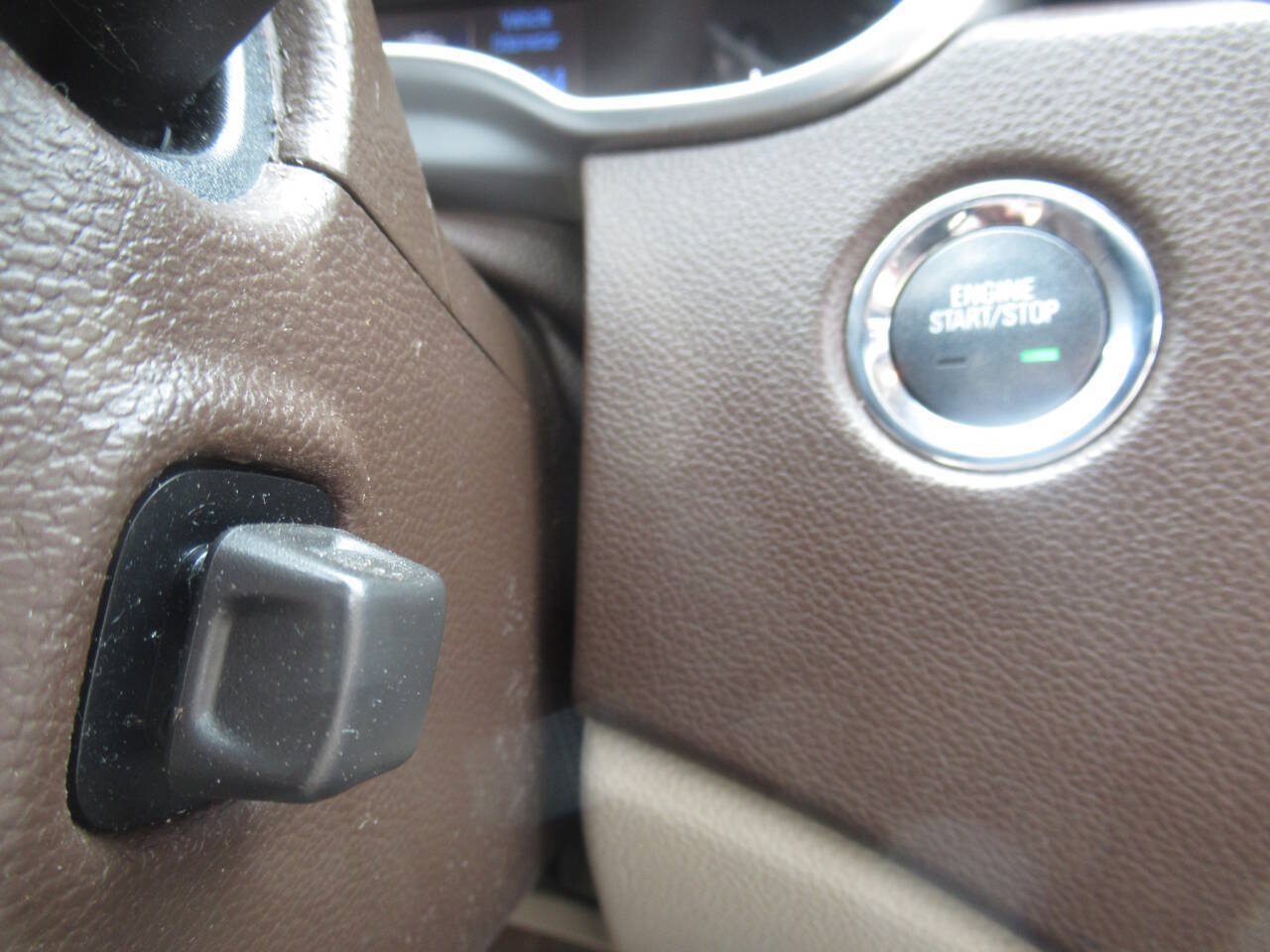 Used 2014 Cadillac SRX Luxury AWD/4WD image 29