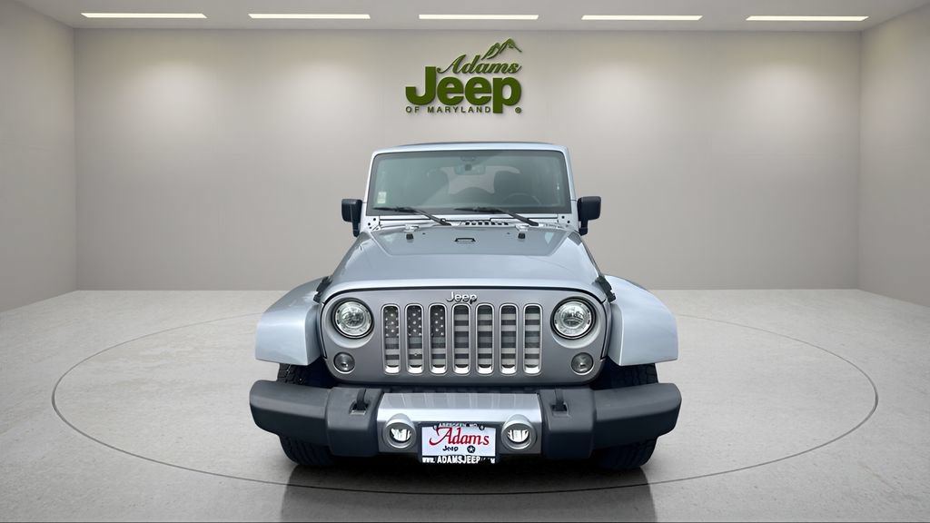 Used 2017 Jeep Wrangler Unlimited Sahara w/ Connectivity Group AWD/4WD image 2