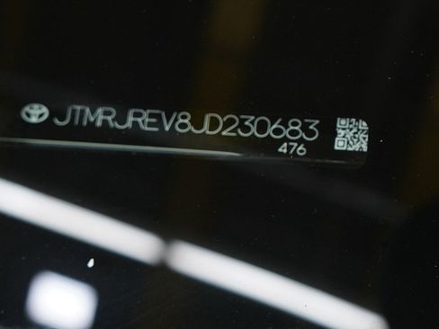 Used 2018 Toyota RAV4 XLE w/ Convenience Package image 31