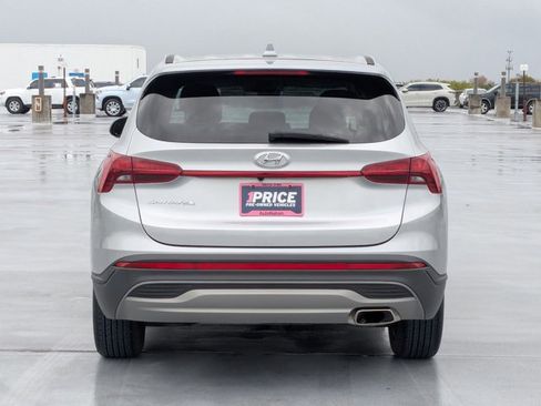 Used 2023 Hyundai Santa Fe SE FWD image 7