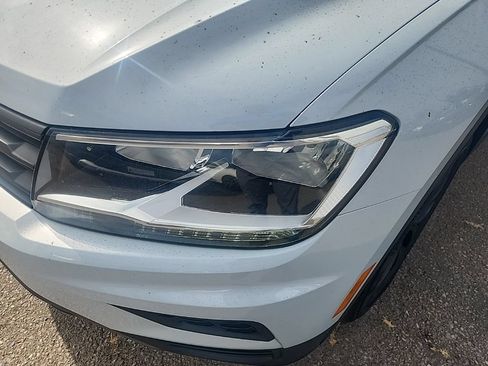 Used 2019 Volkswagen Tiguan SE AWD/4WD image 6