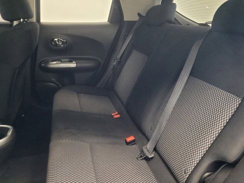 Used 2015 Nissan Juke S image 18