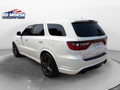 Used 2018 Dodge Durango SRT w/ Technology Group AWD/4WD image 3
