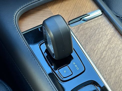 Used 2025 Volvo XC90 T8 Core w/ Climate Package image 26