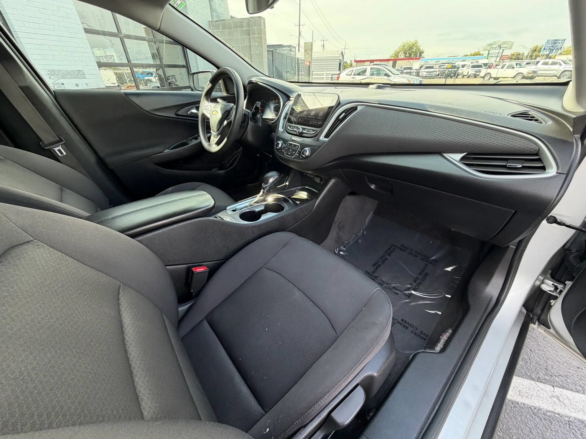 Used 2022 Chevrolet Malibu LT FWD image 14