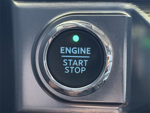 Used 2022 Ford F150 Lariat w/ Equipment Group 502A High image 15