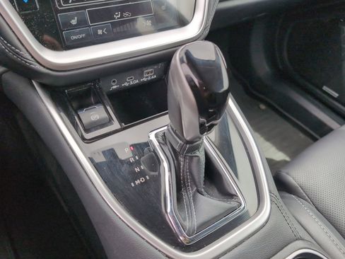 Used 2023 Subaru Outback Limited image 24