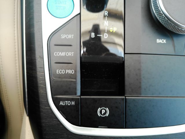 Used 2023 BMW i4 eDrive40 w/ Premium Package RWD image 51