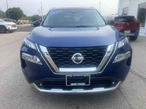 Used 2021 Nissan Rogue Platinum AWD/4WD image 2