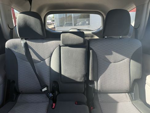 Used 2016 Toyota Prius V Three FWD image 14