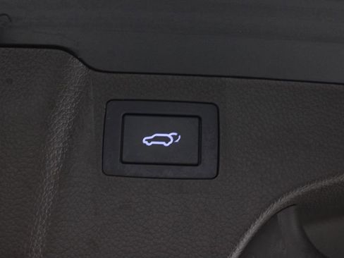 Used 2015 Hyundai Santa Fe Sport 2.0T w/ Option Group 05 image 16