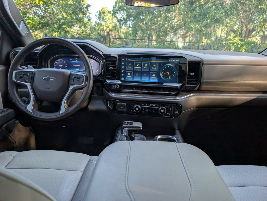 Used 2024 Chevrolet Silverado 1500 RST w/ Convenience Package II RWD image 13
