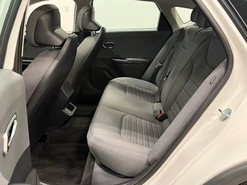 Used 2025 Kia K4 EX FWD image 31